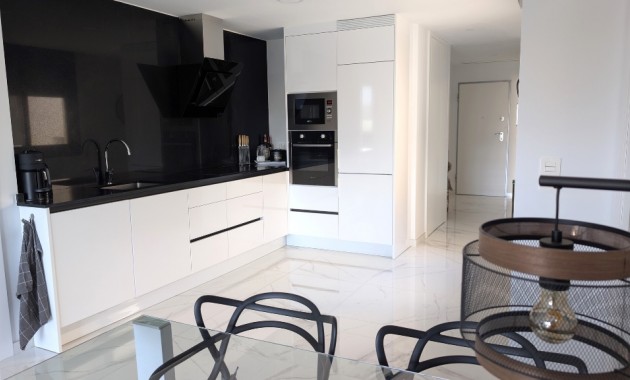Sale - Apartment / flat -
Los Altos