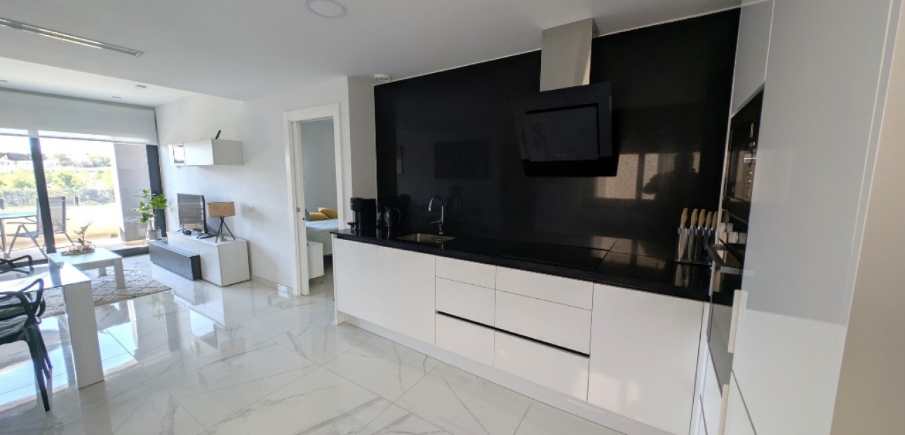 Sale - Apartment / flat -
Los Altos