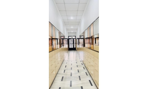 Herverkoop - Appartement / flat -
Torrevieja