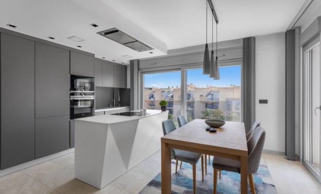 Herverkoop - Appartement / flat -
Cabo Roig