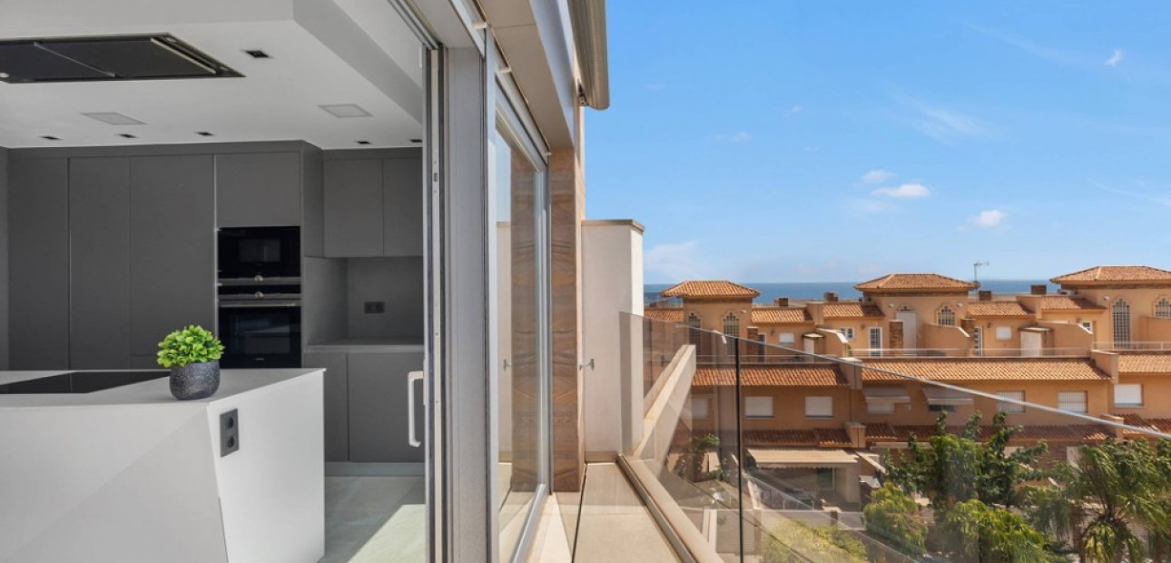 Herverkoop - Appartement / flat -
Cabo Roig