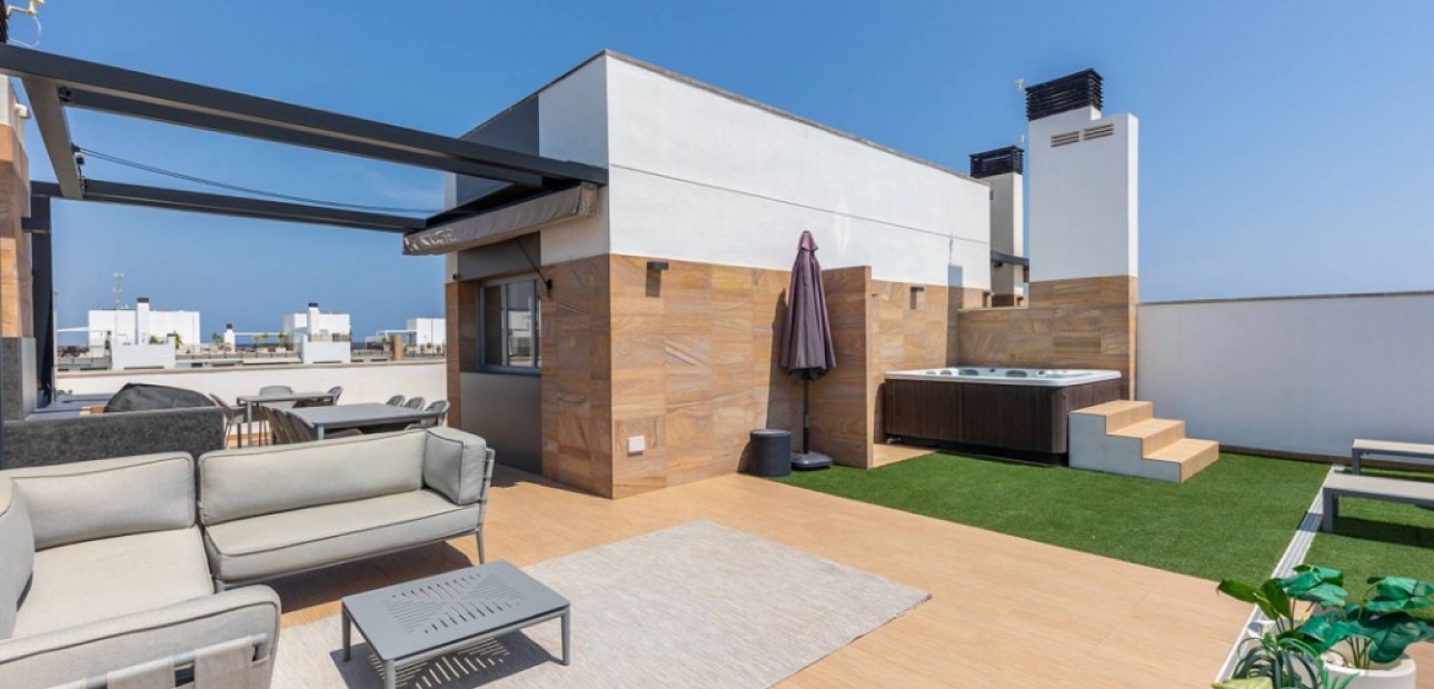 Herverkoop - Appartement / flat -
Cabo Roig