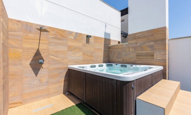 Herverkoop - Appartement / flat -
Cabo Roig