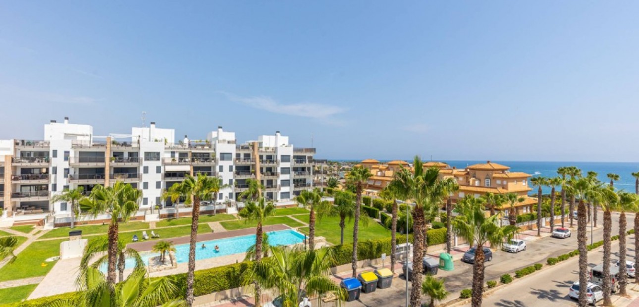 Herverkoop - Appartement / flat -
Cabo Roig