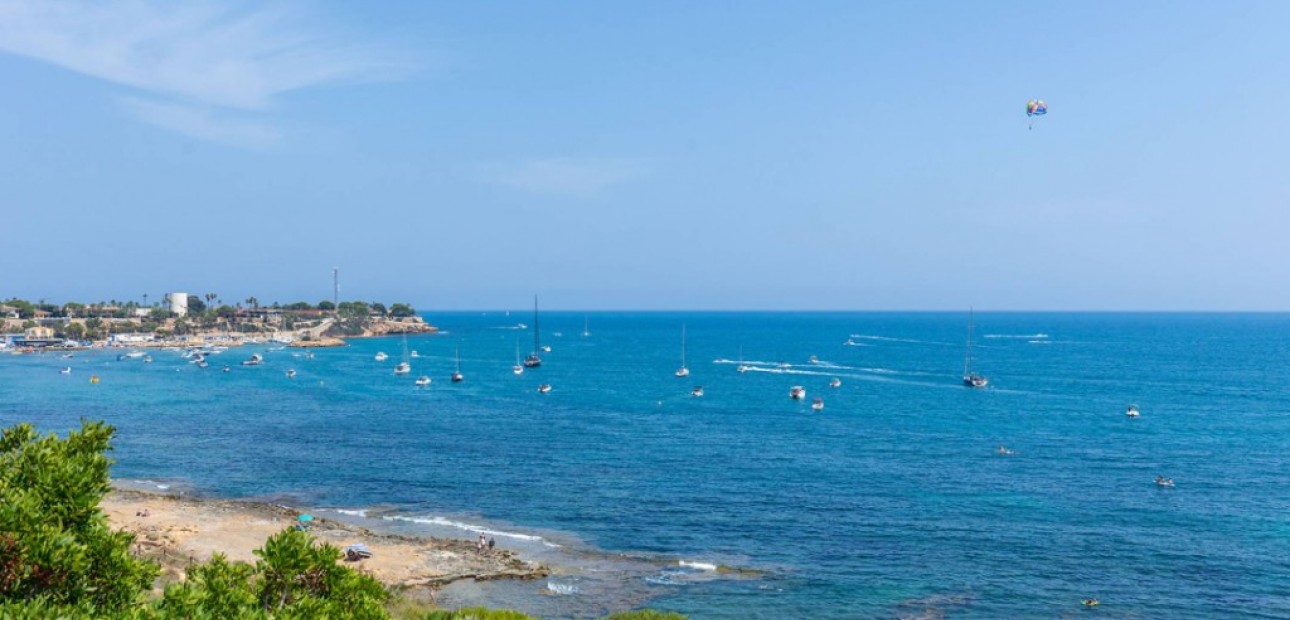 Herverkoop - Appartement / flat -
Cabo Roig