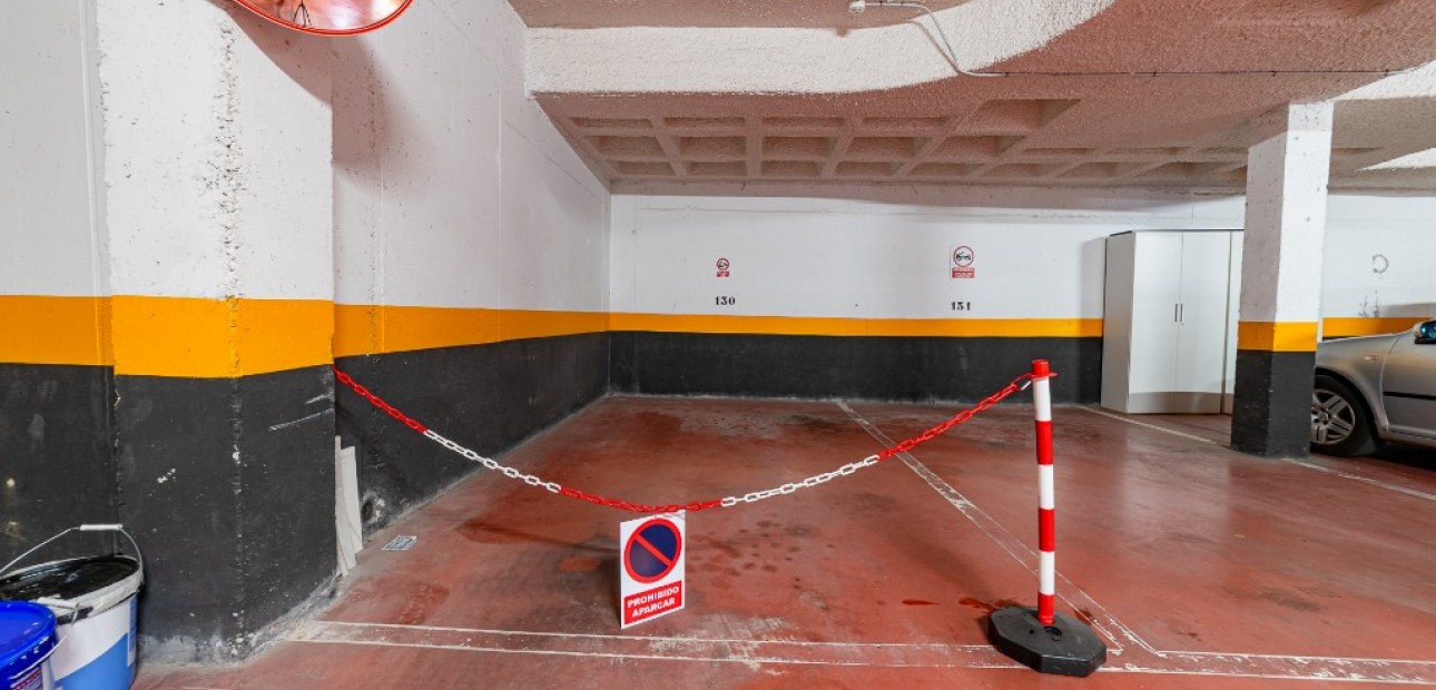 Sale - Apartment / flat -
Punta Prima