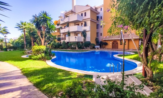 Sale - Apartment / flat -
Punta Prima