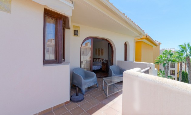 Sale - Apartment / flat -
Punta Prima