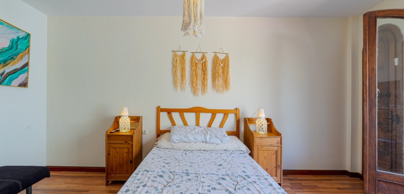 Sale - Apartment / flat -
Punta Prima