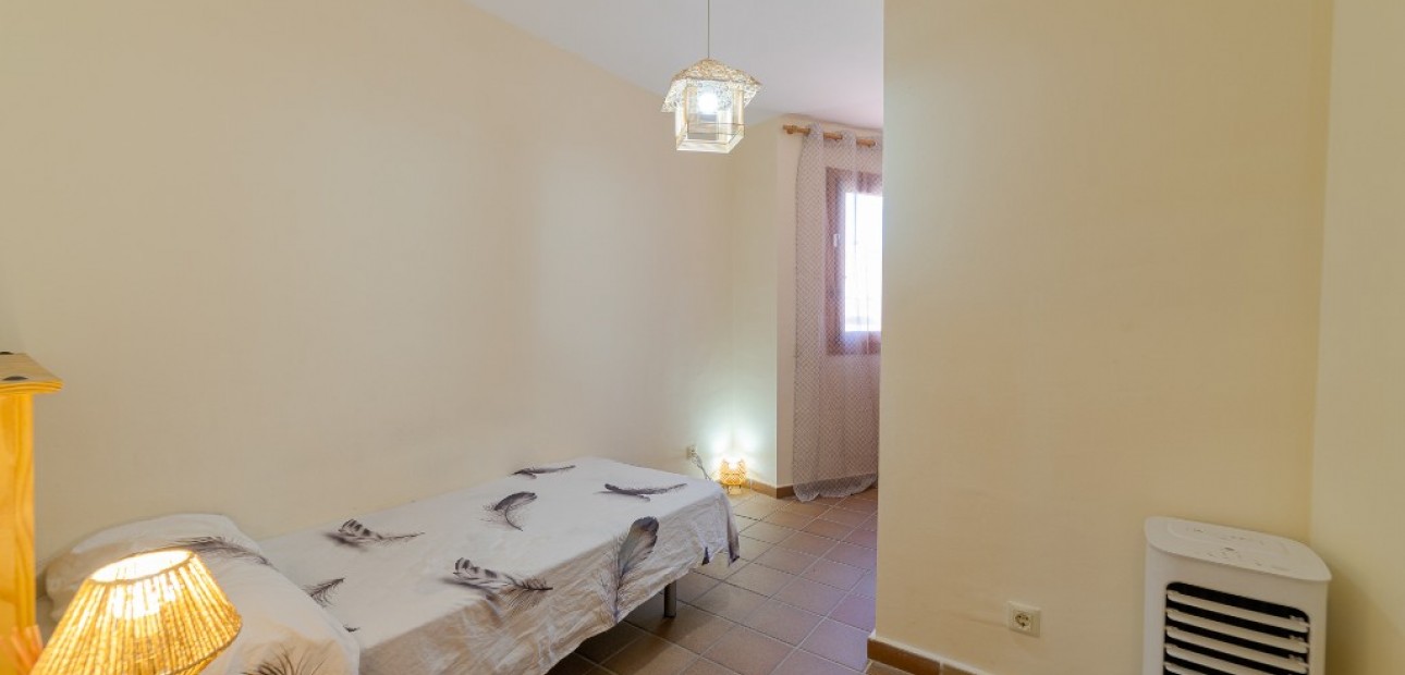 Sale - Apartment / flat -
Punta Prima