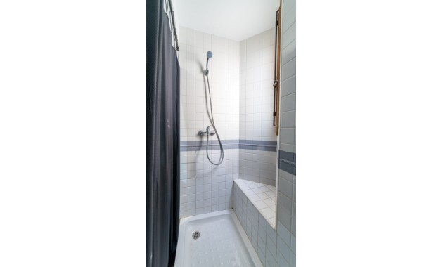 Sale - Apartment / flat -
Punta Prima