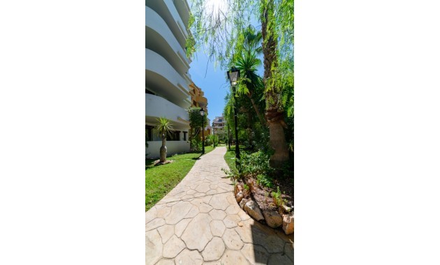 Sale - Apartment / flat -
Punta Prima