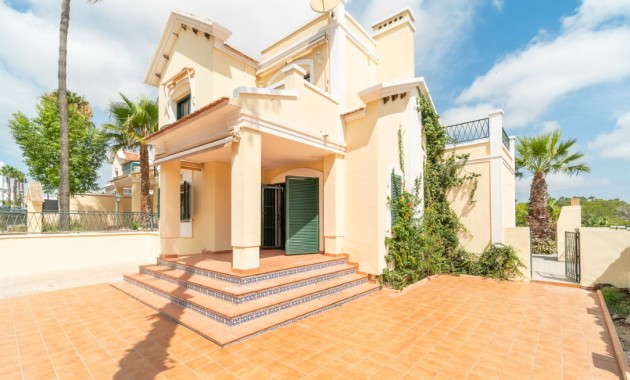 Venta - Villa -
Orihuela Costa - Villamartín