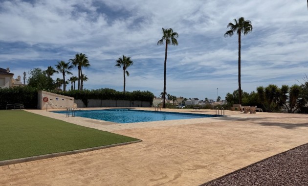 Venta - Villa -
Orihuela Costa - Villamartín