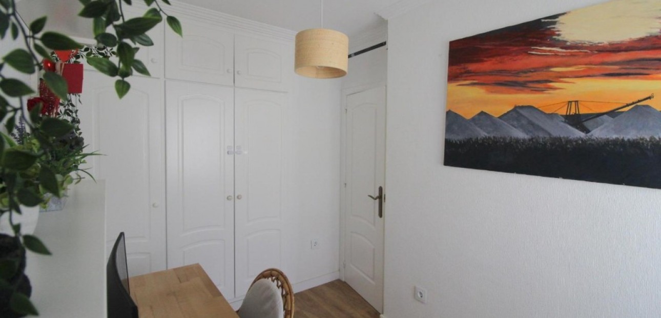 Herverkoop - Appartement / flat -
Torrevieja