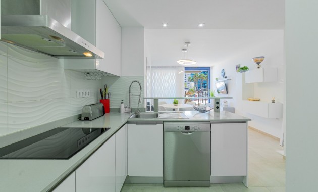 Venta - Apartamento / piso -
Punta Prima