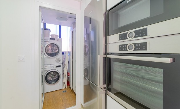 Venta - Apartamento / piso -
Punta Prima