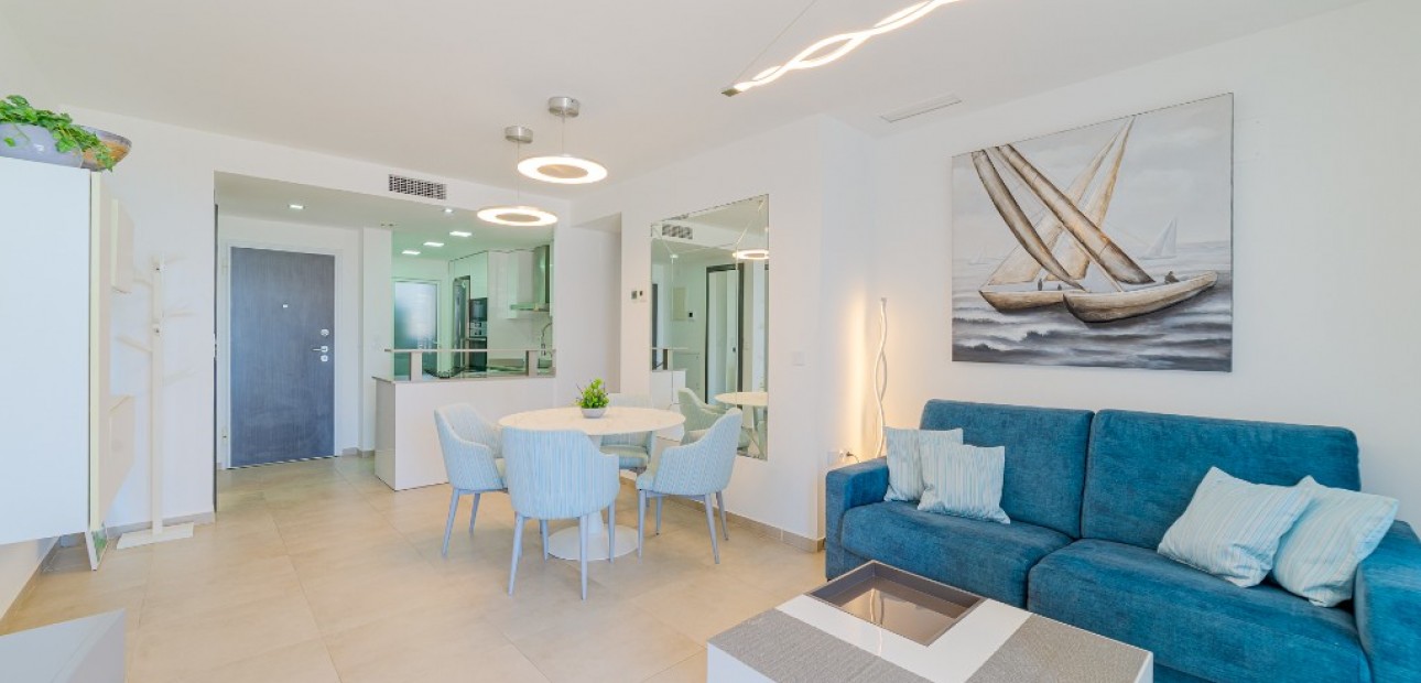 Venta - Apartamento / piso -
Punta Prima