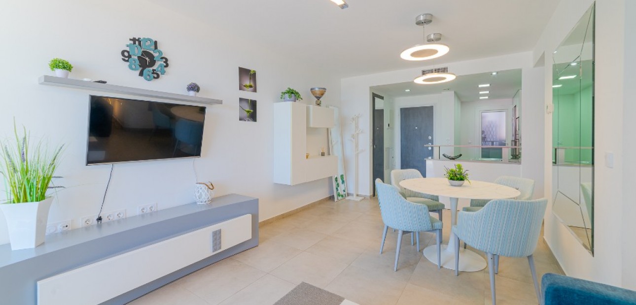 Venta - Apartamento / piso -
Punta Prima