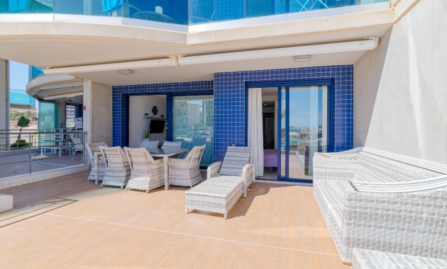 Venta - Apartamento / piso -
Punta Prima