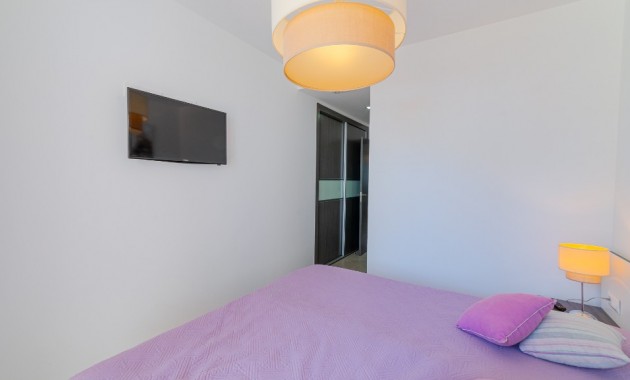 Venta - Apartamento / piso -
Punta Prima