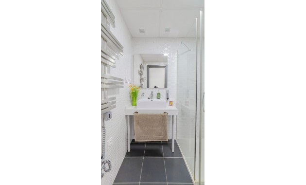 Venta - Apartamento / piso -
Punta Prima