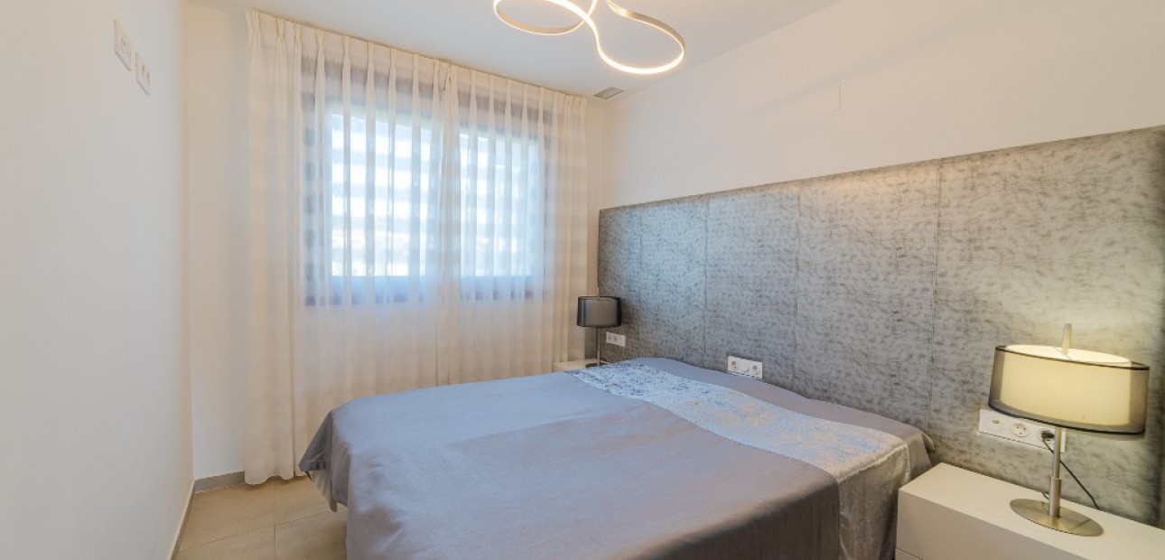 Venta - Apartamento / piso -
Punta Prima