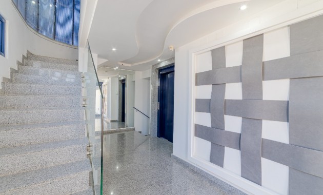 Venta - Apartamento / piso -
Punta Prima