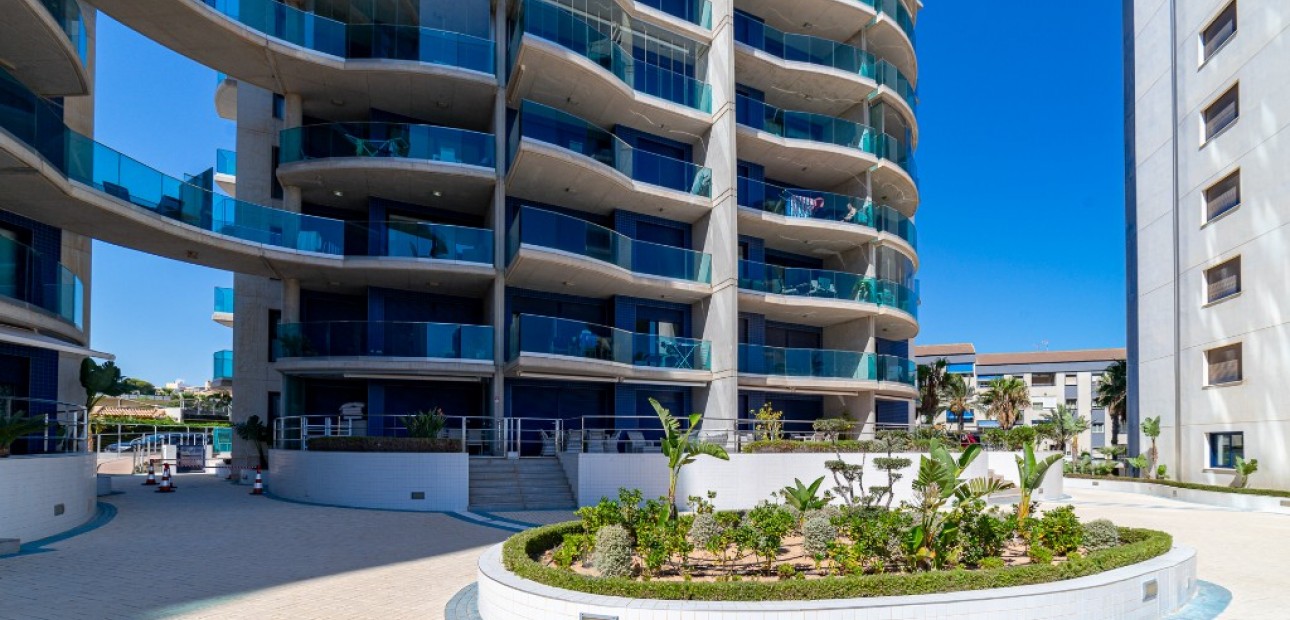 Venta - Apartamento / piso -
Punta Prima