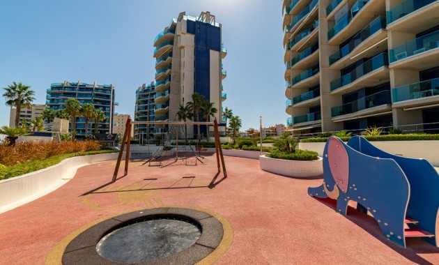 Venta - Apartamento / piso -
Punta Prima