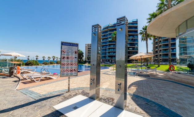 Venta - Apartamento / piso -
Punta Prima