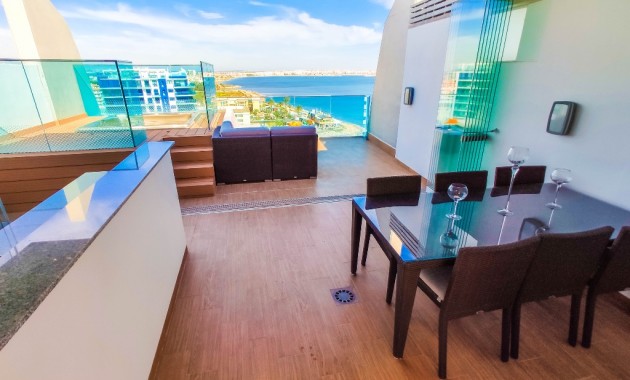 Venta - Apartamento / piso -
Punta Prima