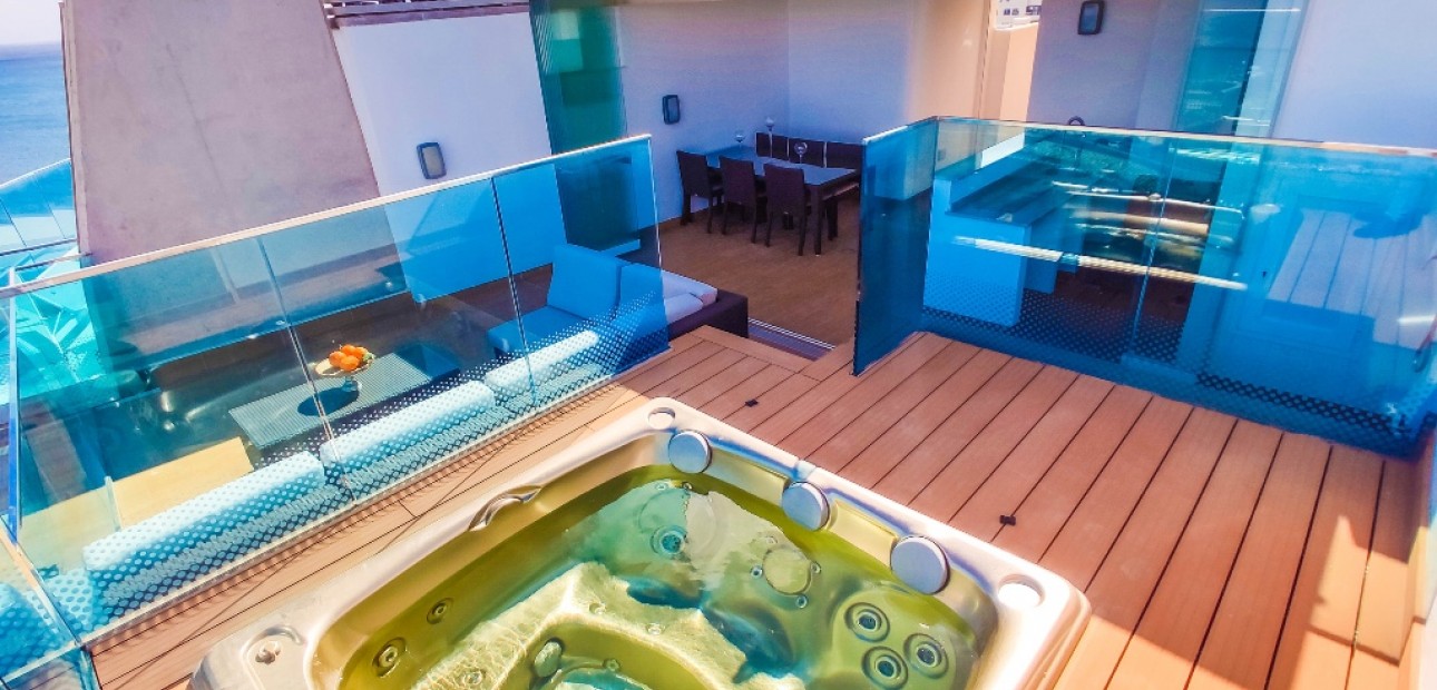 Venta - Apartamento / piso -
Punta Prima