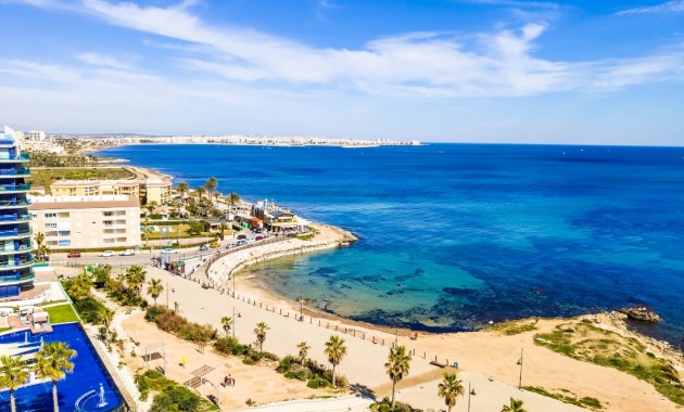 Venta - Apartamento / piso -
Punta Prima