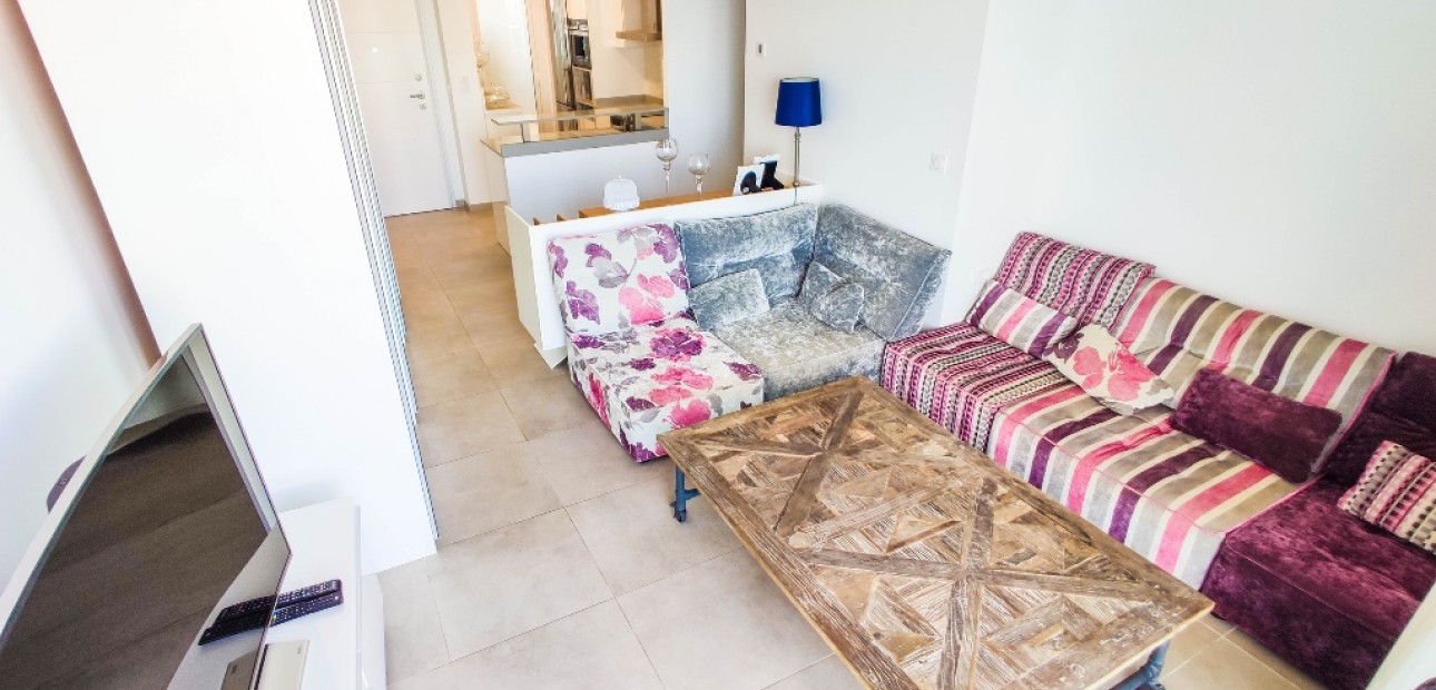 Venta - Apartamento / piso -
Punta Prima