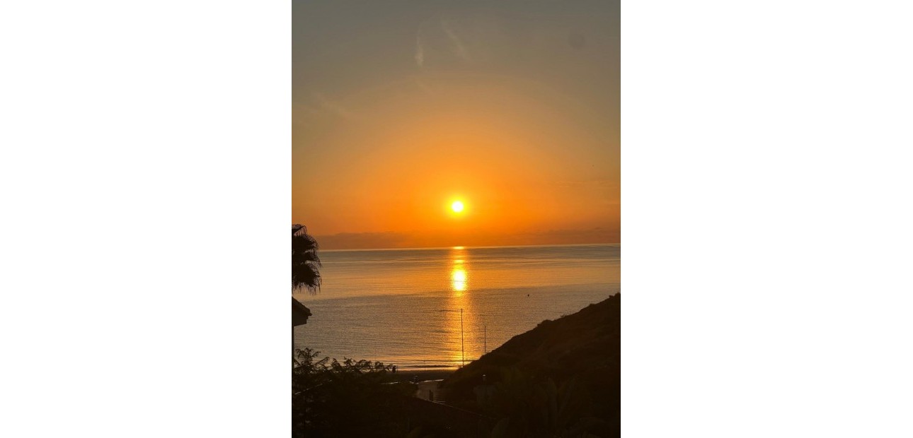 Herverkoop - Villa -
Campoamor