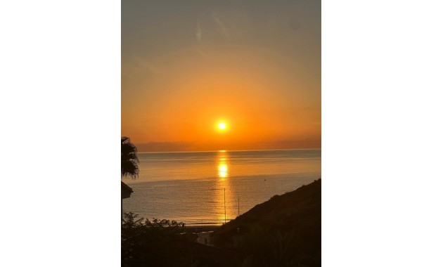 Herverkoop - Villa -
Campoamor