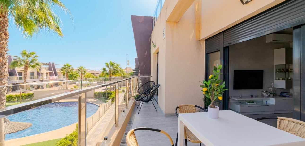 Venta - Apartamento / piso -
Mil Palmeras