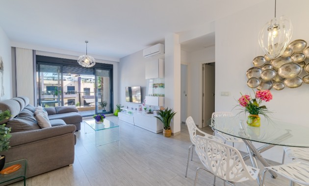 Venta - Apartamento / piso -
Mil Palmeras