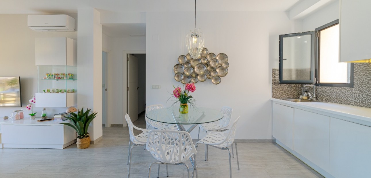 Venta - Apartamento / piso -
Mil Palmeras