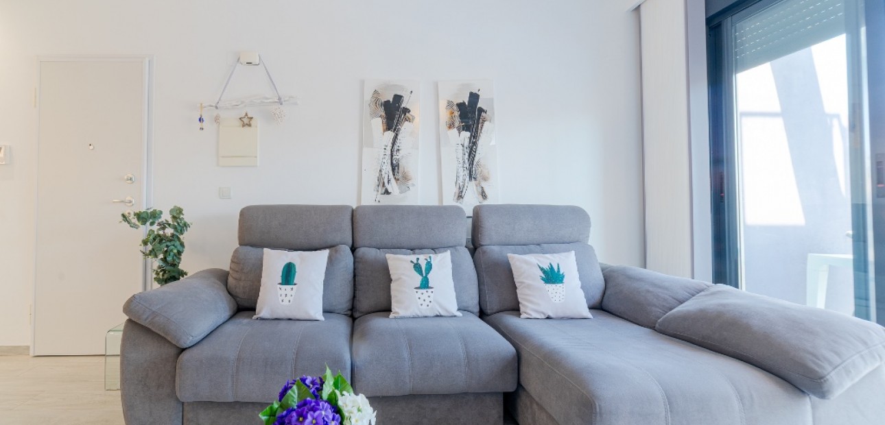 Venta - Apartamento / piso -
Mil Palmeras