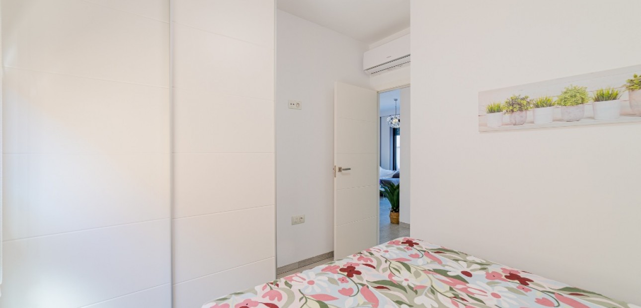 Venta - Apartamento / piso -
Mil Palmeras