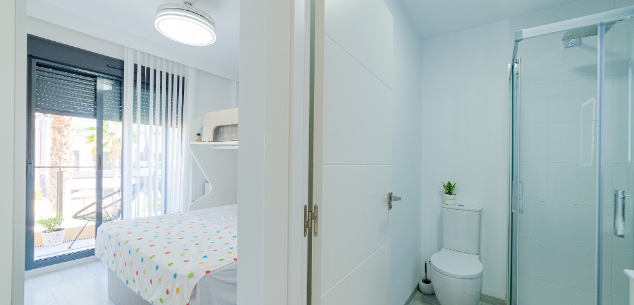 Venta - Apartamento / piso -
Mil Palmeras