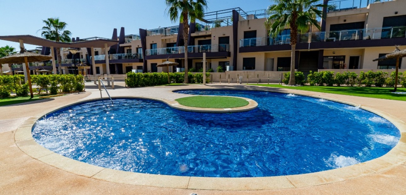 Venta - Apartamento / piso -
Mil Palmeras