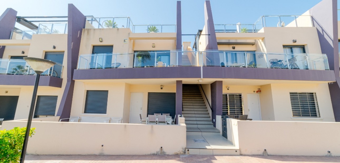 Venta - Apartamento / piso -
Mil Palmeras