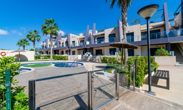 Venta - Apartamento / piso -
Mil Palmeras