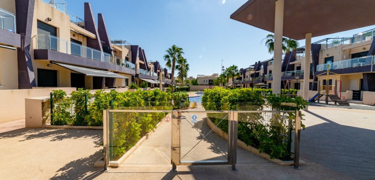 Venta - Apartamento / piso -
Mil Palmeras