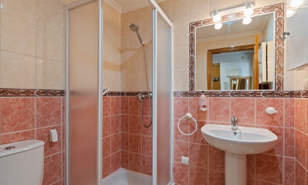 Venta - Apartamento / piso -
Guardamar del Segura