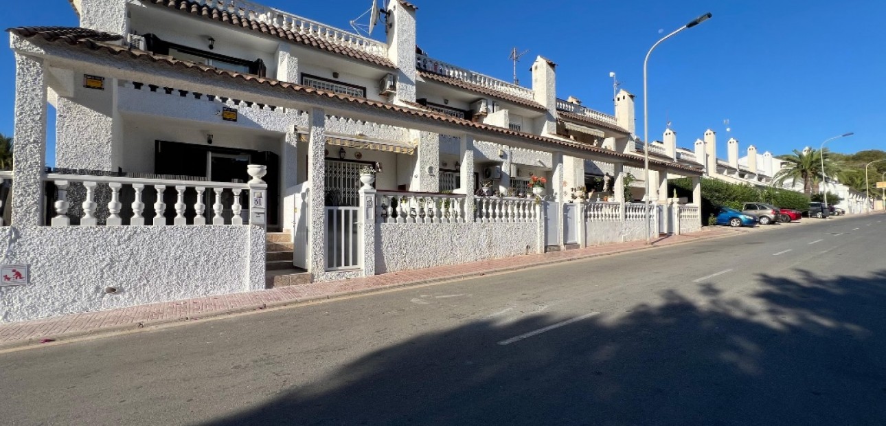 Sale - Townhouse -
Los Altos