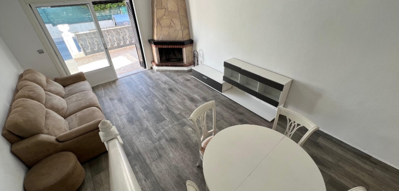 Sale - Townhouse -
Los Altos